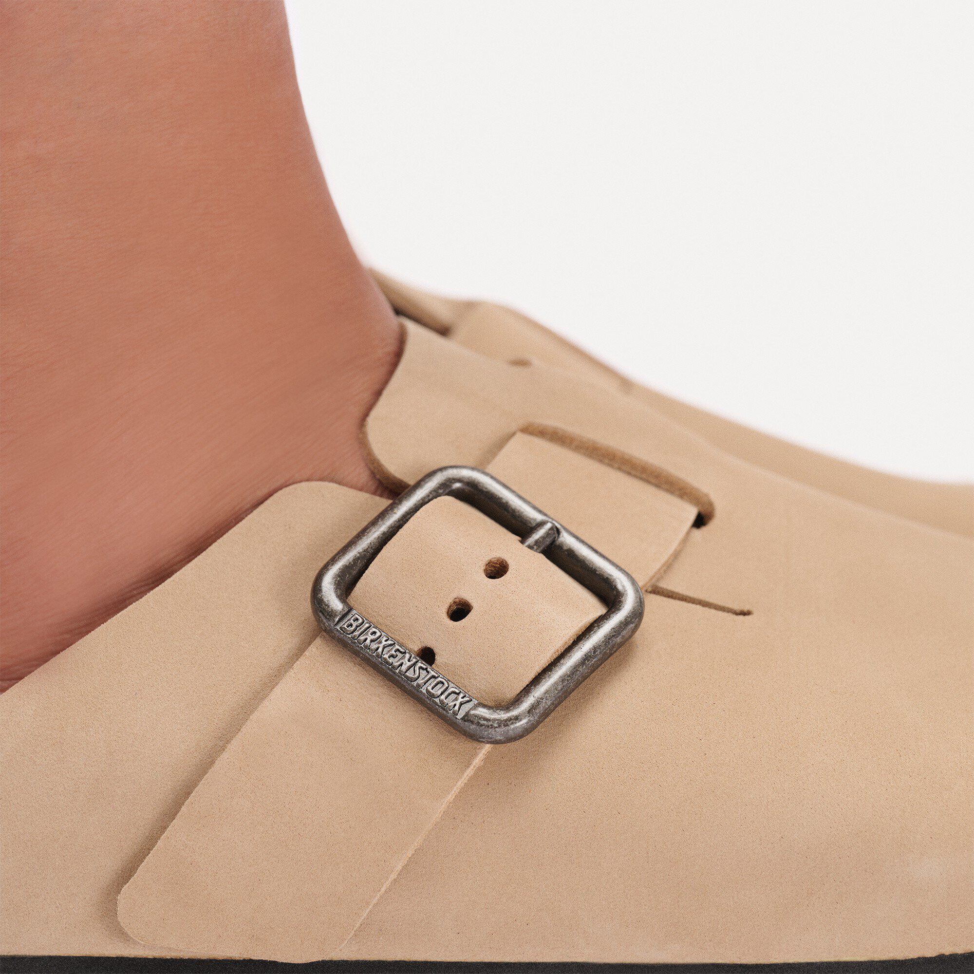 Birkenstock Boston Wire Buckle Nubuck Leather Regular - Sandcastle