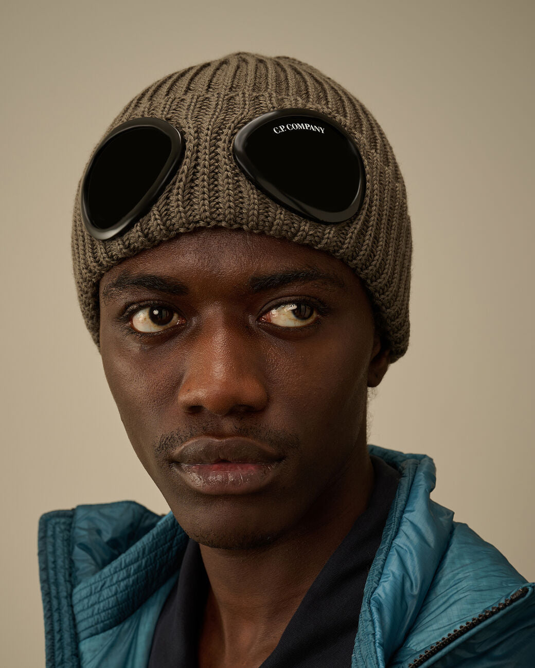 C.P. Company Extrafine Merino Wool Goggle Beanie - Walnut / Beige