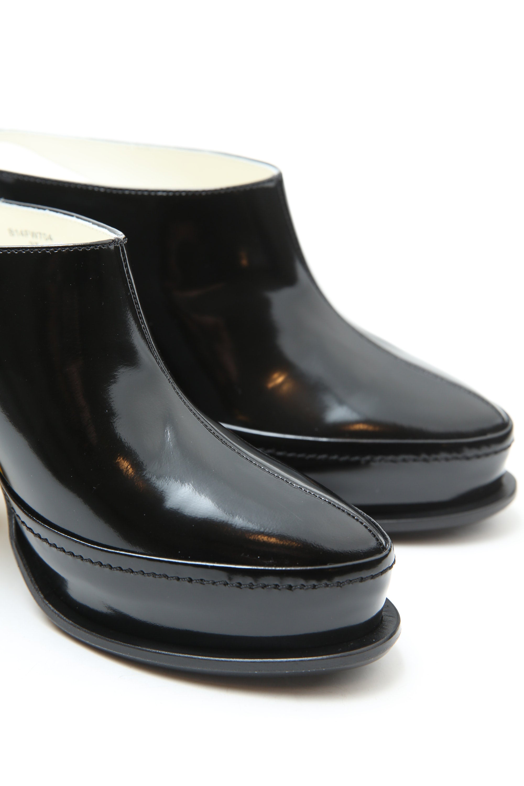 Maison Mihara Yasuhiro - Duck Heel Boots Sandal - Black