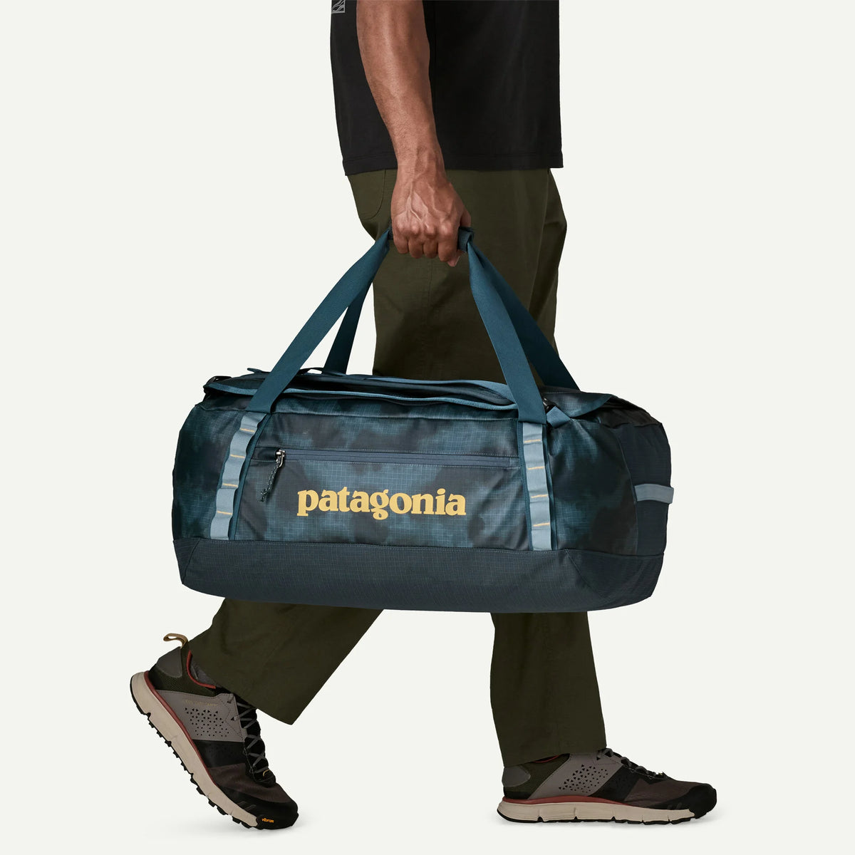 patagonia stormsurge duffel Black Hole® Bag 55L Model:CSX-S-1062M Command Wire Hook with groomsmen toiletry Fair Trade Certified sewn