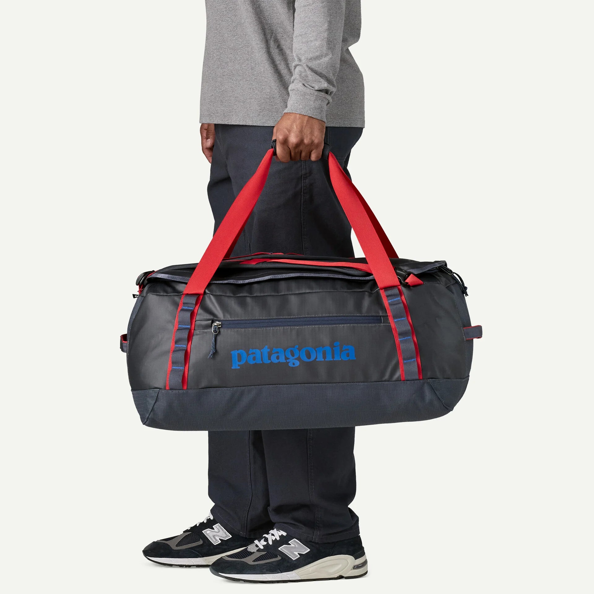 patagonia black hole duffle roamer red 55l Patagonia Black Hole Duffel 55L