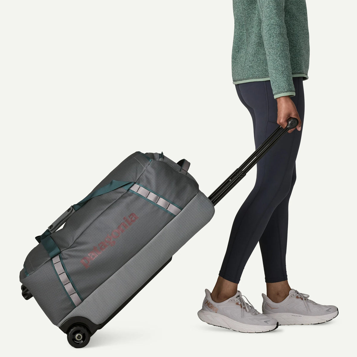 Patagonia Black Hole Wheeled Duffel Bag 70L - Noble Grey – Totem