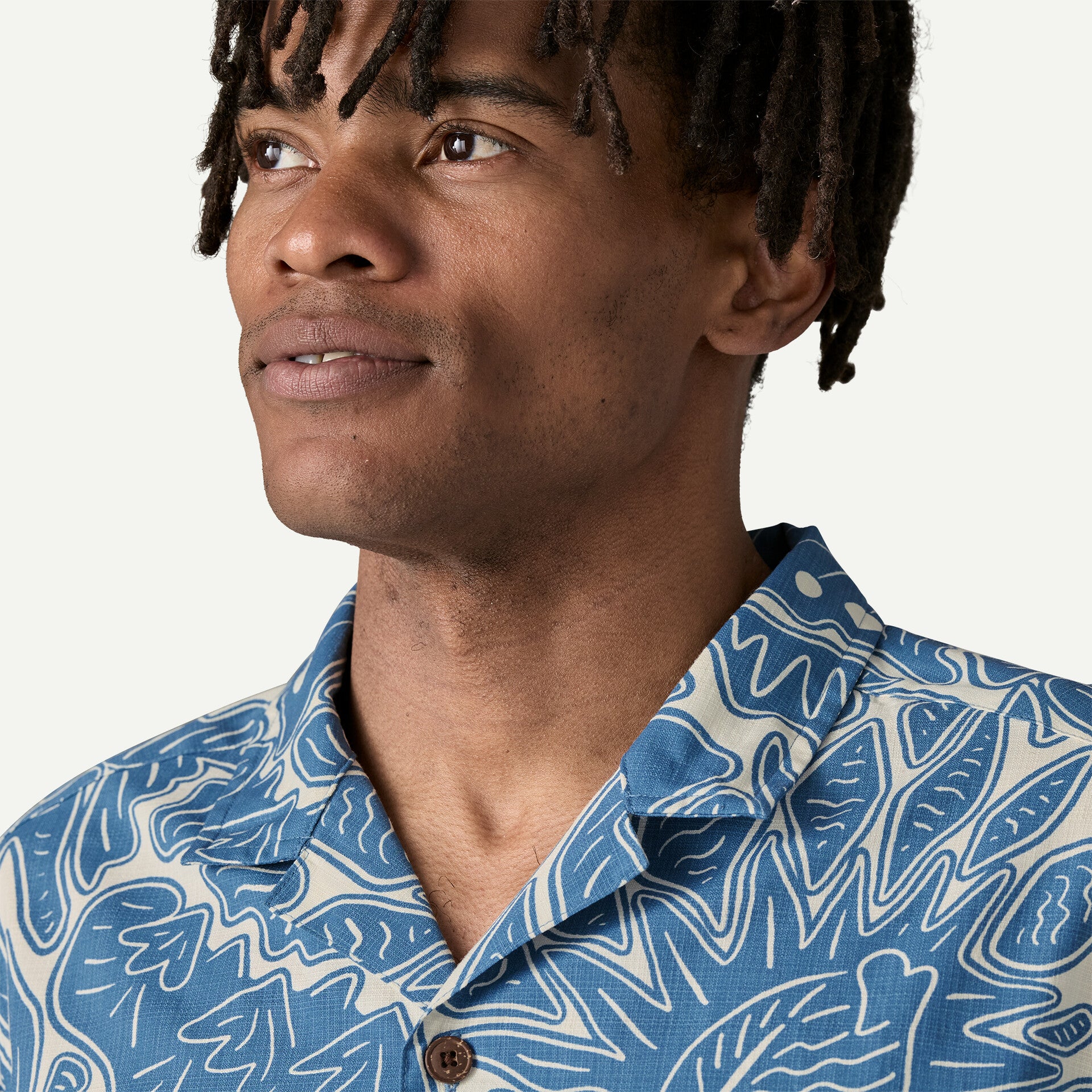 Patagonia - Men's Tidal Threads Camp Shirt - Bees and Flowers