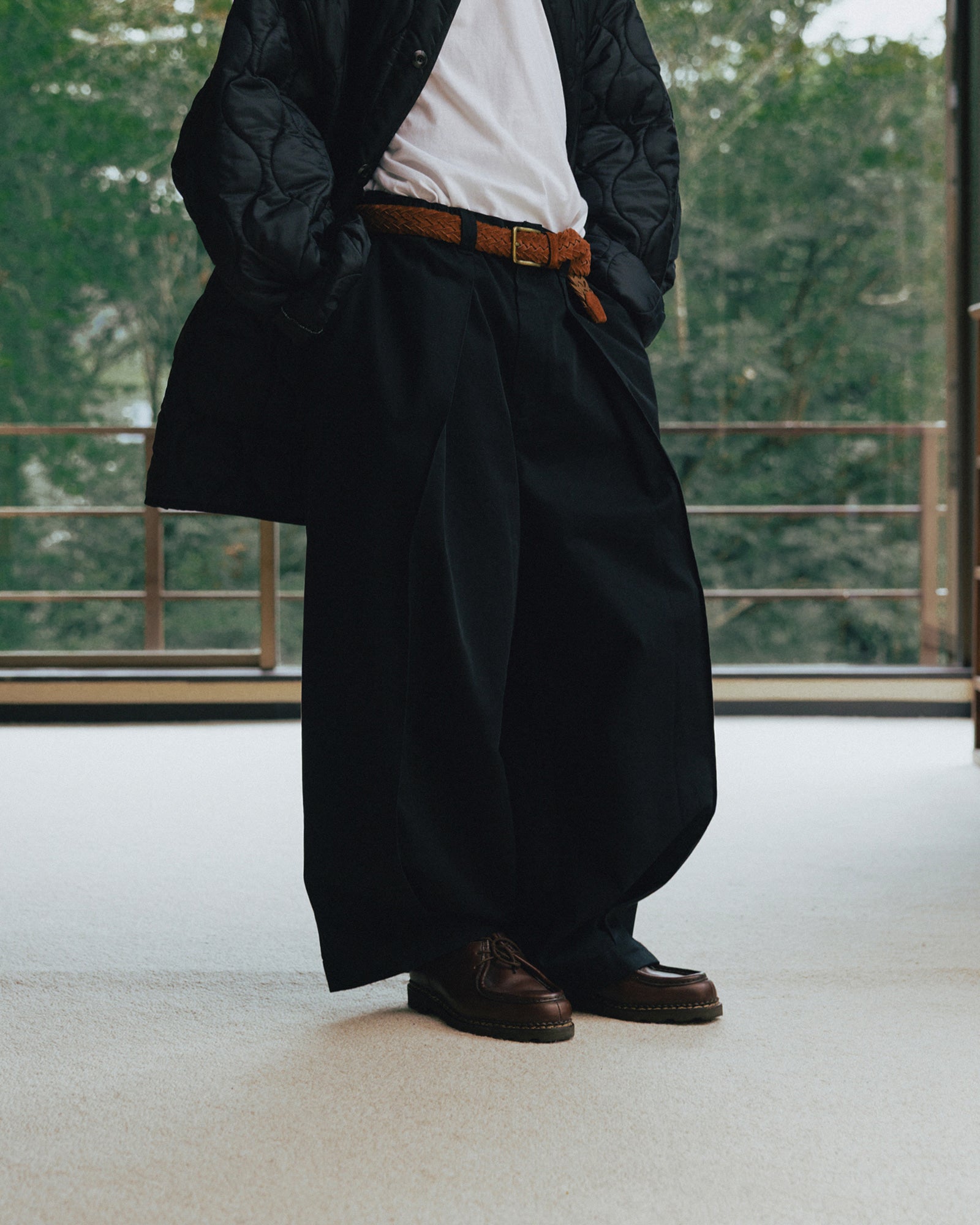 chino tuck wide pants 【philme、size2】 MGMFP241306-BEG_sivasdescalzo-