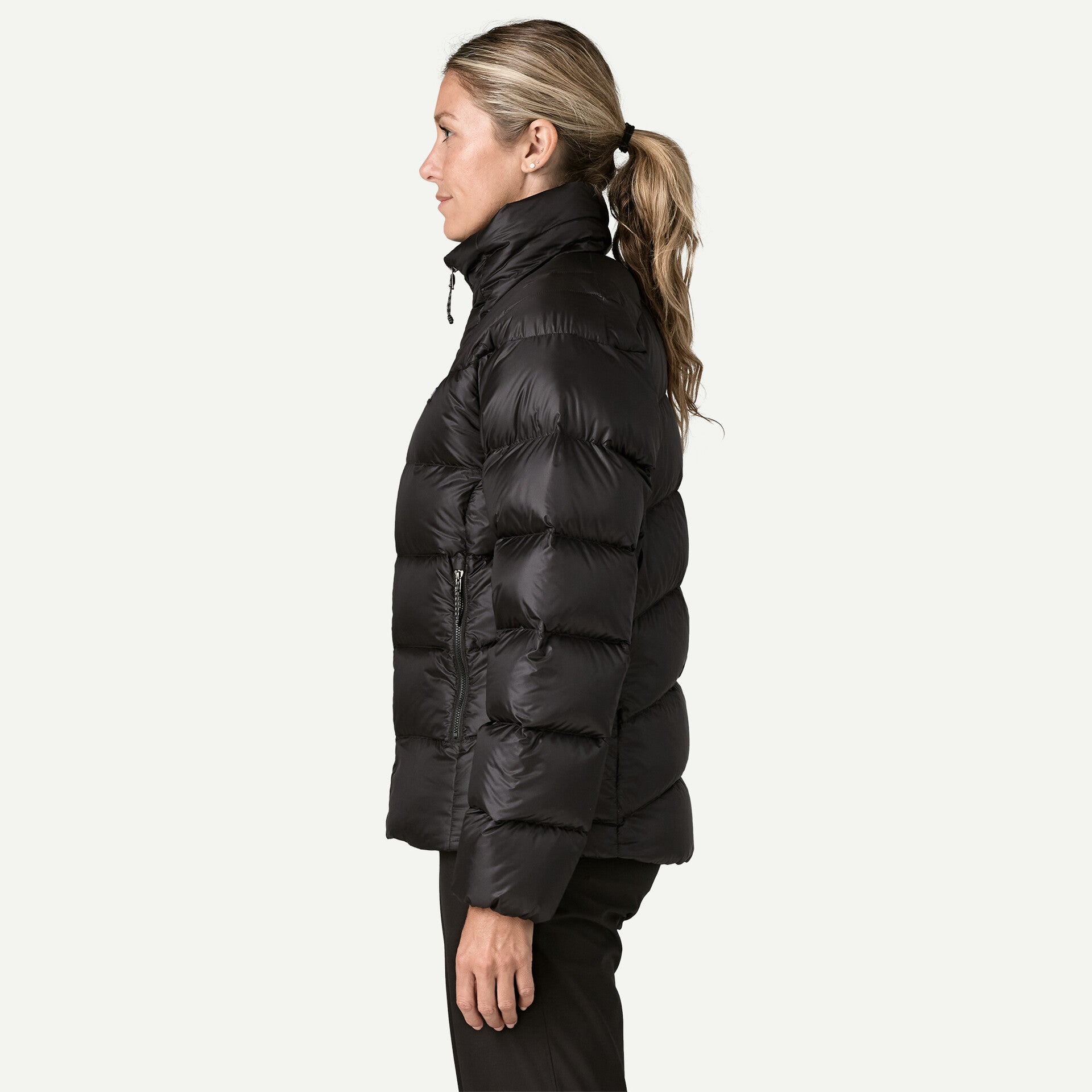 Patagonia Women's Fitz Roy Down Jacket - Black – Totem Brand Co.