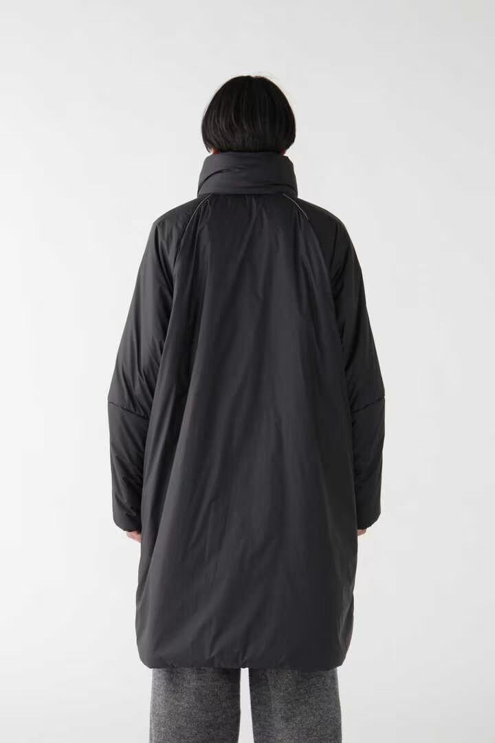 And Wander - PRIMALOFT Rip Coat - Black