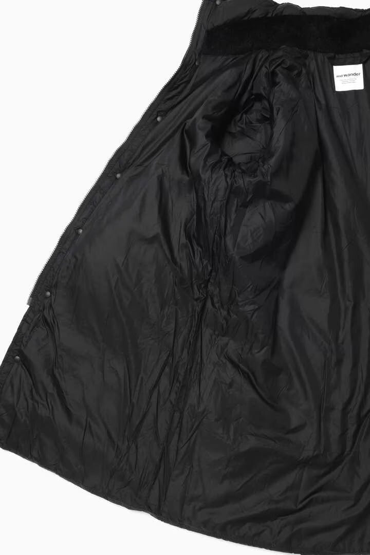 And Wander - PRIMALOFT Rip Coat - Black