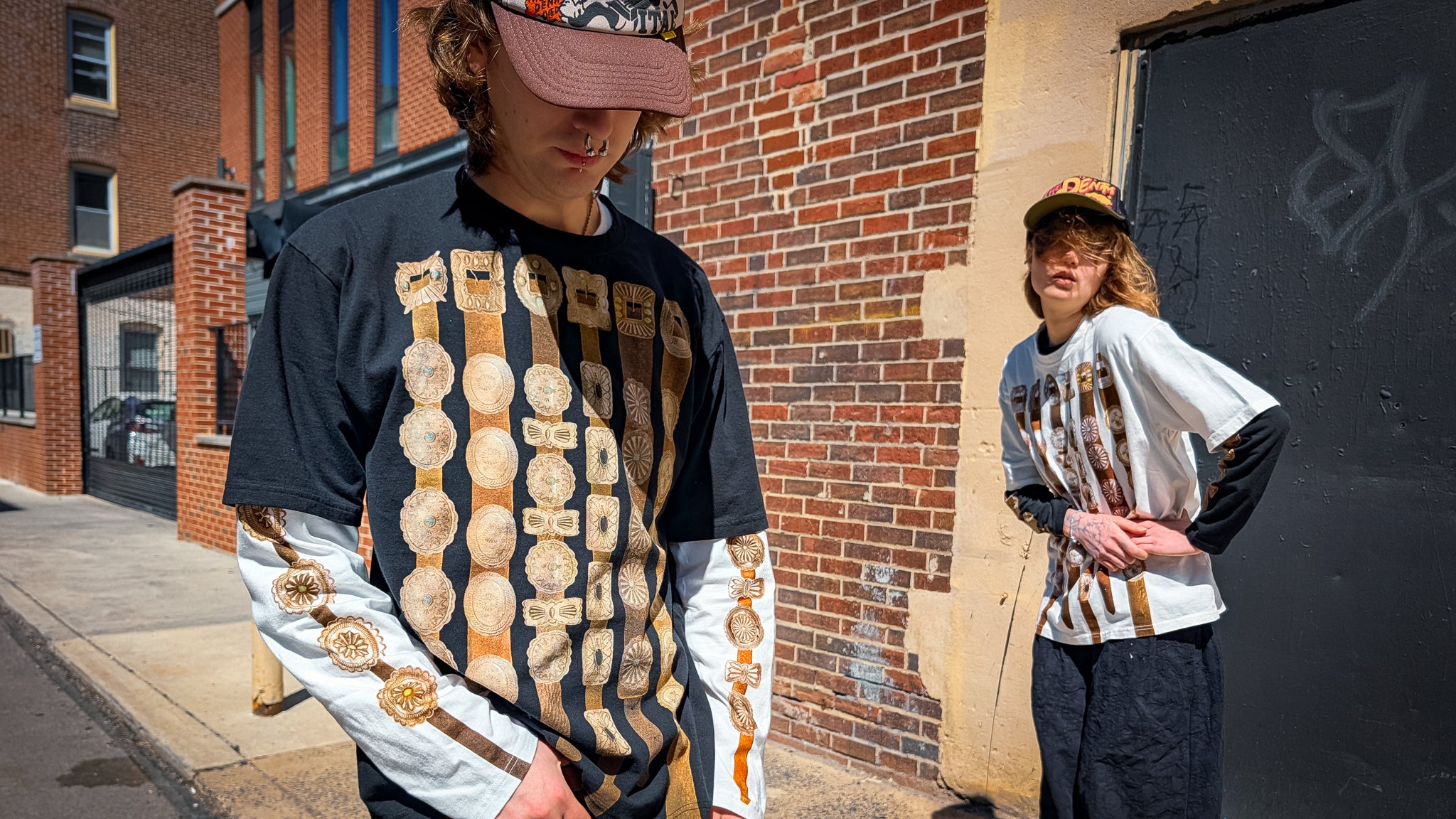 トーテムボリュームブラウス TOTEM Classic crochet shirt black – TOTEME
