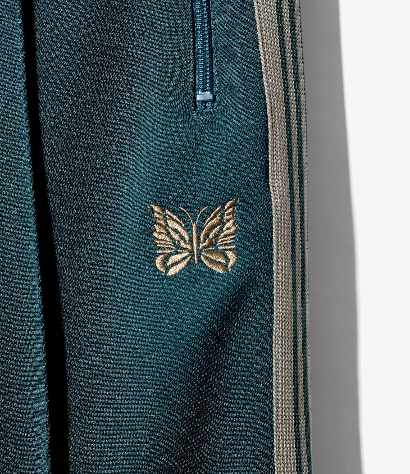Needles Track Pants Poly Smooth - Green (Grey Stripe) – Totem