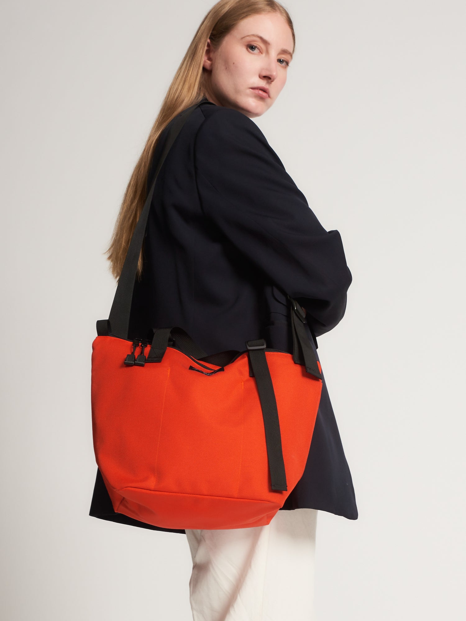 Bags in Progress Traveler Duffle Small - Reddish Orange – Totem