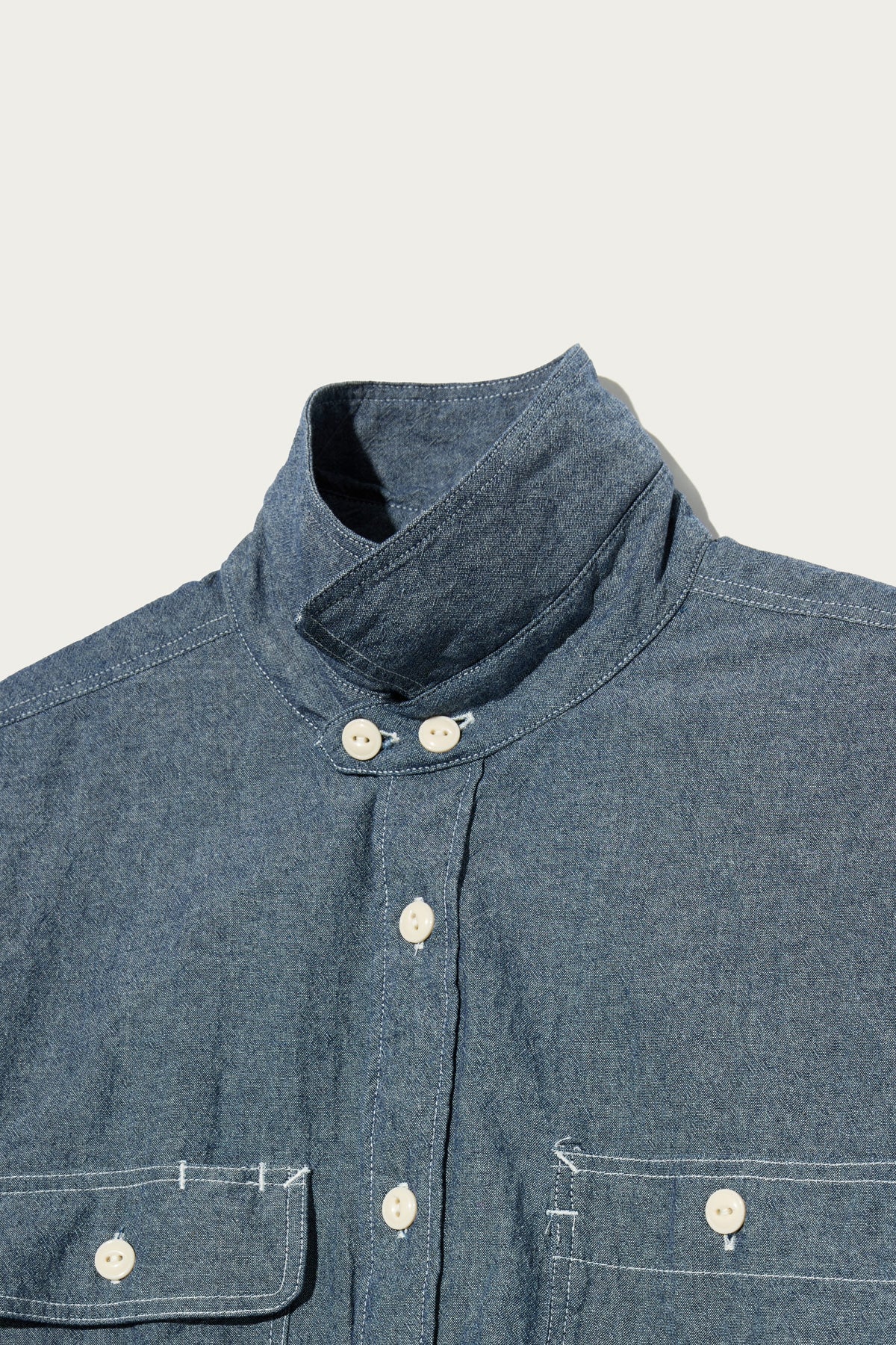 Engineered Garments WORKADAY エンジニアードガーメンツ ワーカデイ アメリカ製 Utility Shirt - Cotton Chambray シャンブレー ユーティリティーシャツ S BLUE 長袖 ワーク トップス【中古】【Engineered Garments WORKADAY】 UTILITYSHIRTRK290-1.jpg?crop=