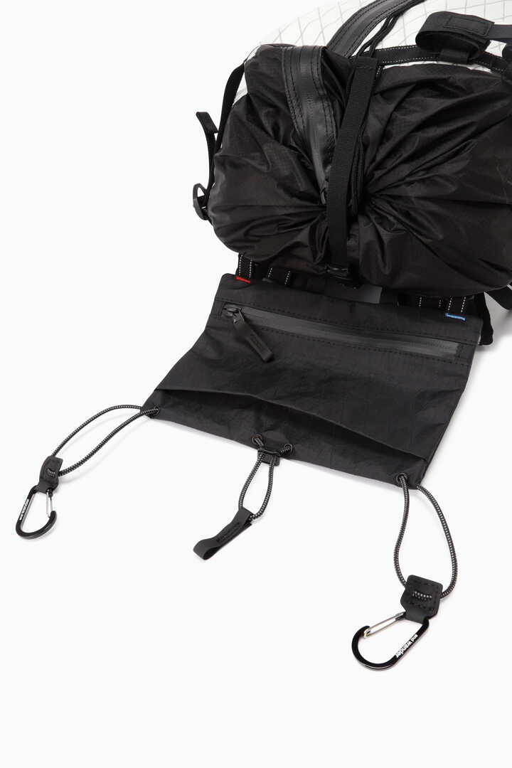 And Wander ECOPAK 30L backpack - Black – Totem Brand Co.