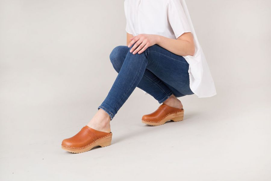 Classic shops Swedish Clogs in Cognac, Comfortable Clogs Brown, Cognac Brown Women's Clog, Bastad Troentorp Clogs, Da Vinci Cognac Pull Up